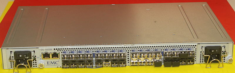 EMC DS-5000B Brocade BR-5020-0001 5000 Switch with 32 Active Ports 32x 4GB SFP