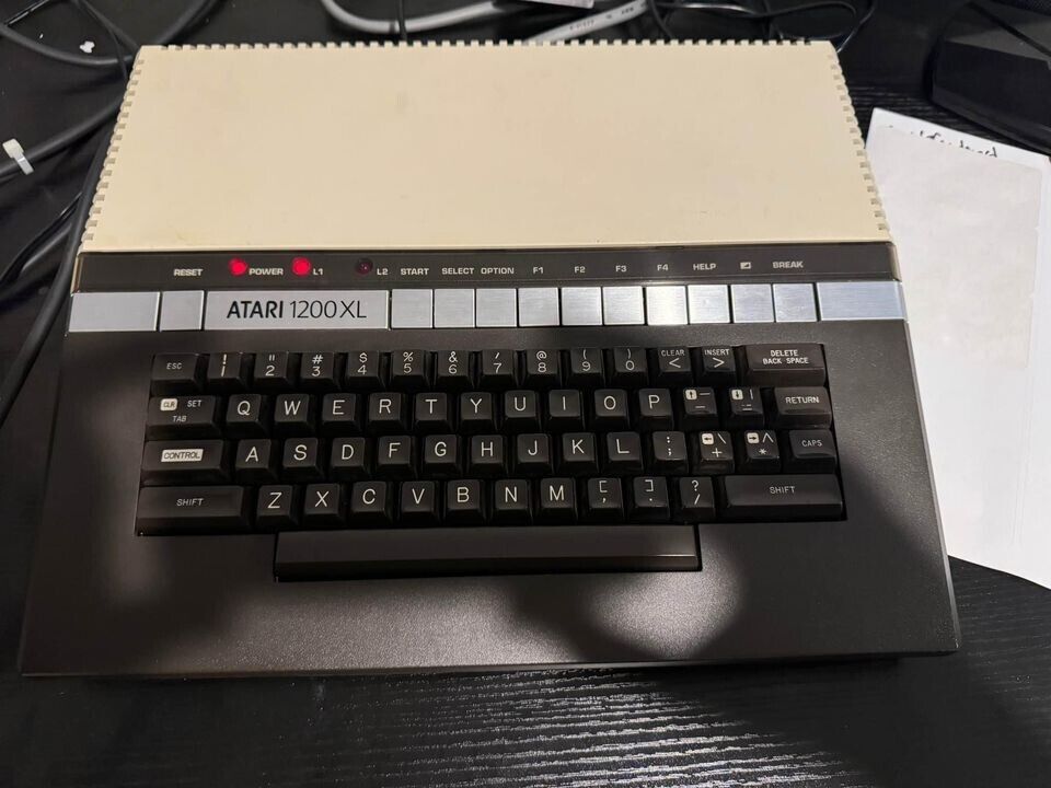 Atari 1200XL Home Computer In Original Box New Keyboard  Membrane works 100%
