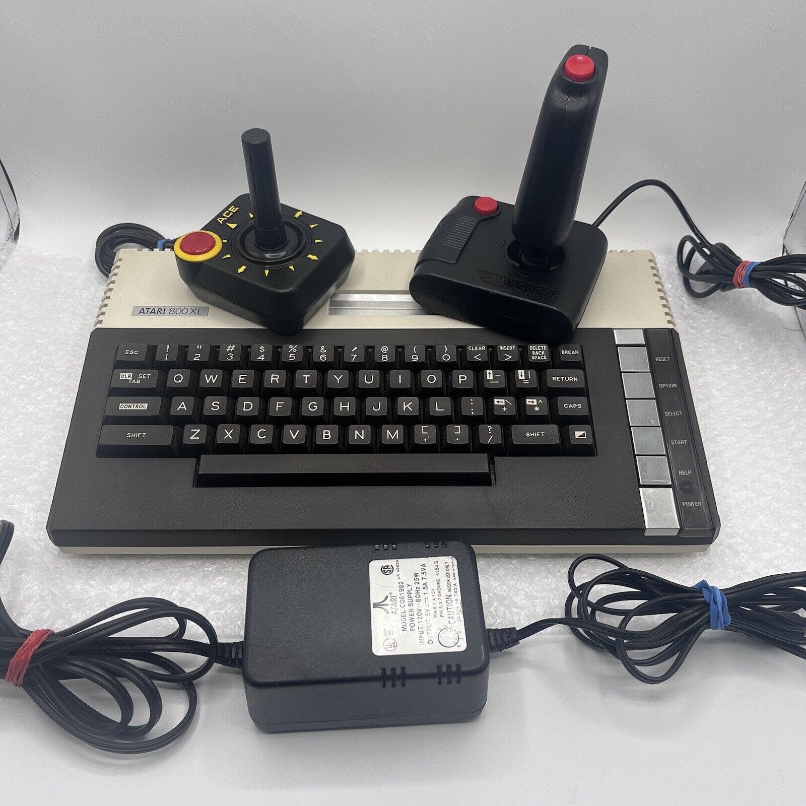 Vintage Atari 800XL Computer With Power Supply & Joysticks Turns On Please Read