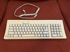 VERY CLEAN Vintage Apple Macintosh Keyboard ADB Desktop Bus M0116  w/ Cable picture