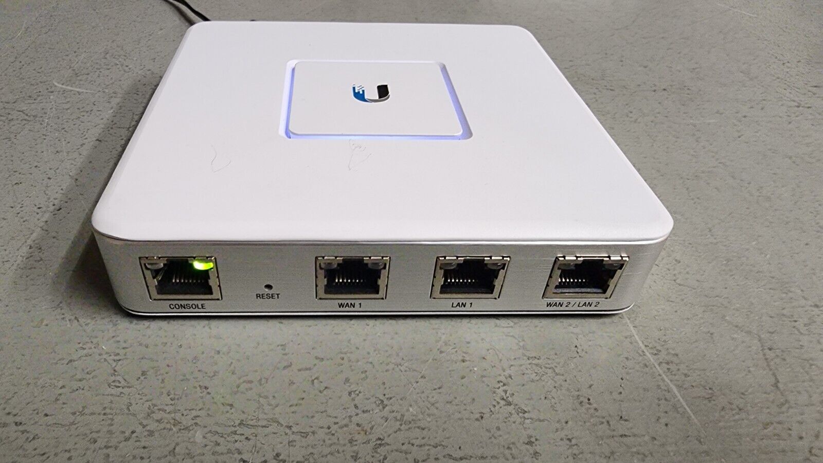Ubiquiti Networks UniFi Security Gateway - White (USG)