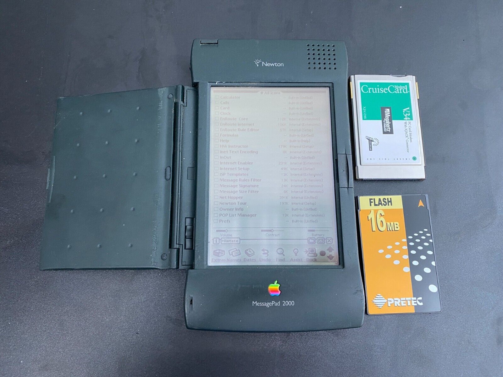 Vintage Apple Newton MessagePad 2000