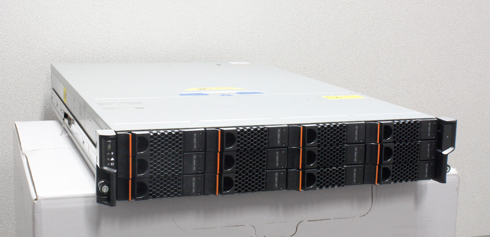 XYRATEX IBM HS-1235T 12 BAY RAID / FREENAS Server 2x E5620 2.4GHz / 24GB / 24TB