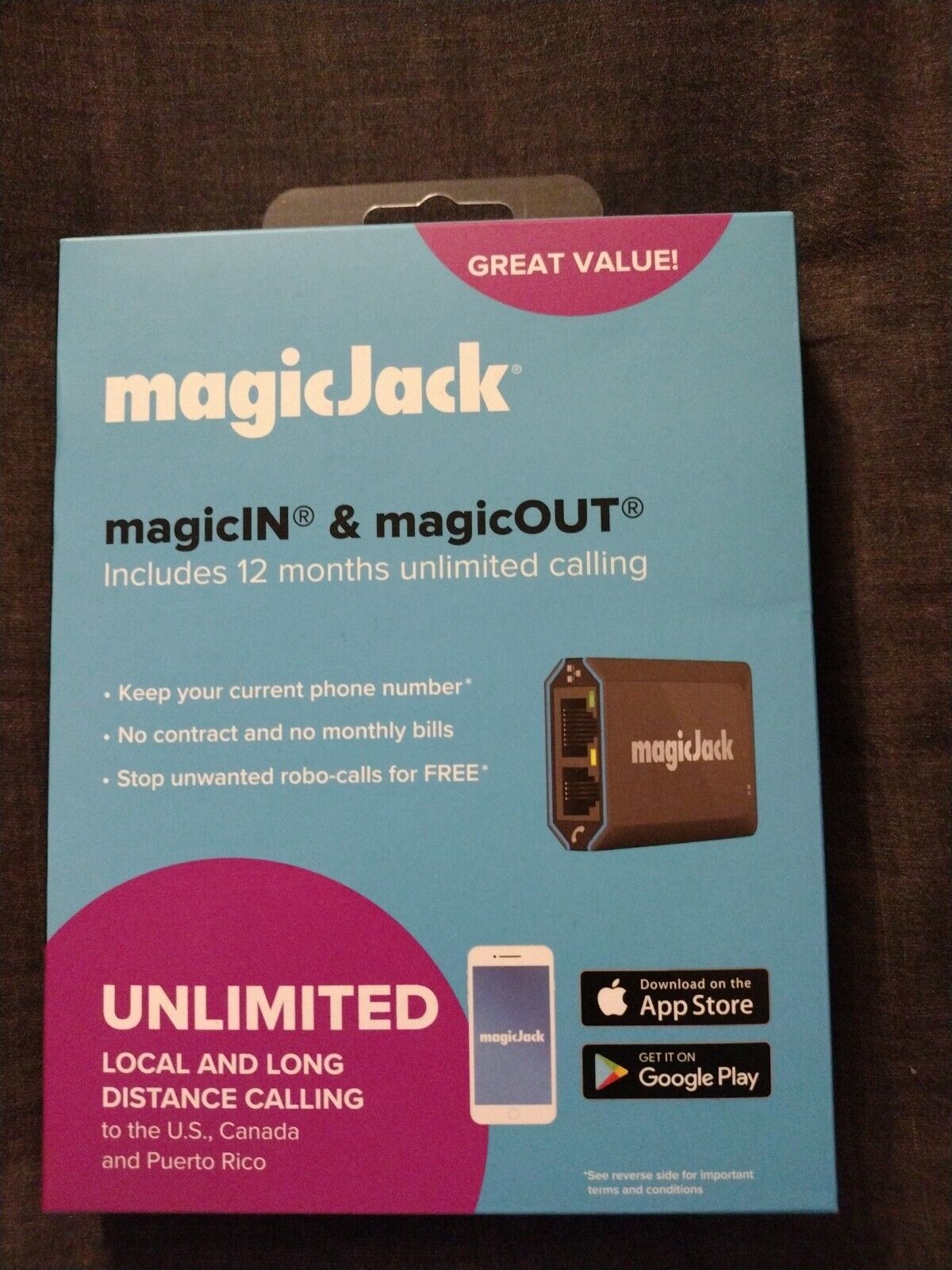 MagicJack Portable VoIP Phone Adapter with 12 Month Service New  