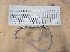 Vintage Apple Extended Keyboard M0115 With Cable picture