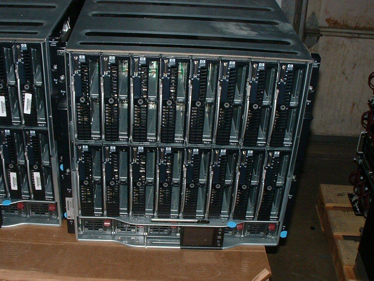 HP C7000 Enclosure 16x ProLiant BL460c G8 2x Xeon E5-2680 2.7ghz 8-Core CPUs