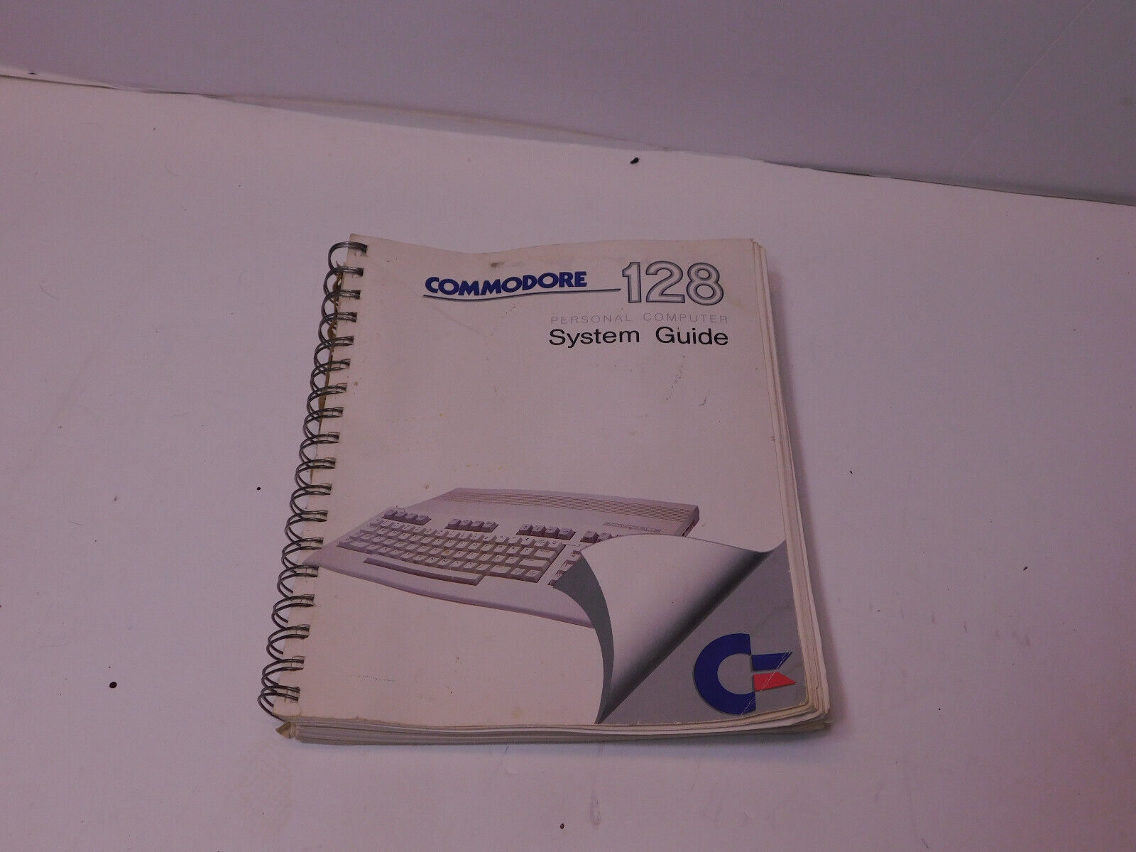 Commodore 128 Personal Computer System Guide Book 310638-01