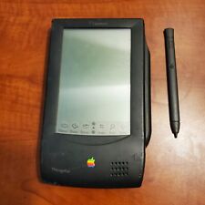 Genuine Vintage Apple Newton MessagePad H1000 (1993). For Parts or Repair picture
