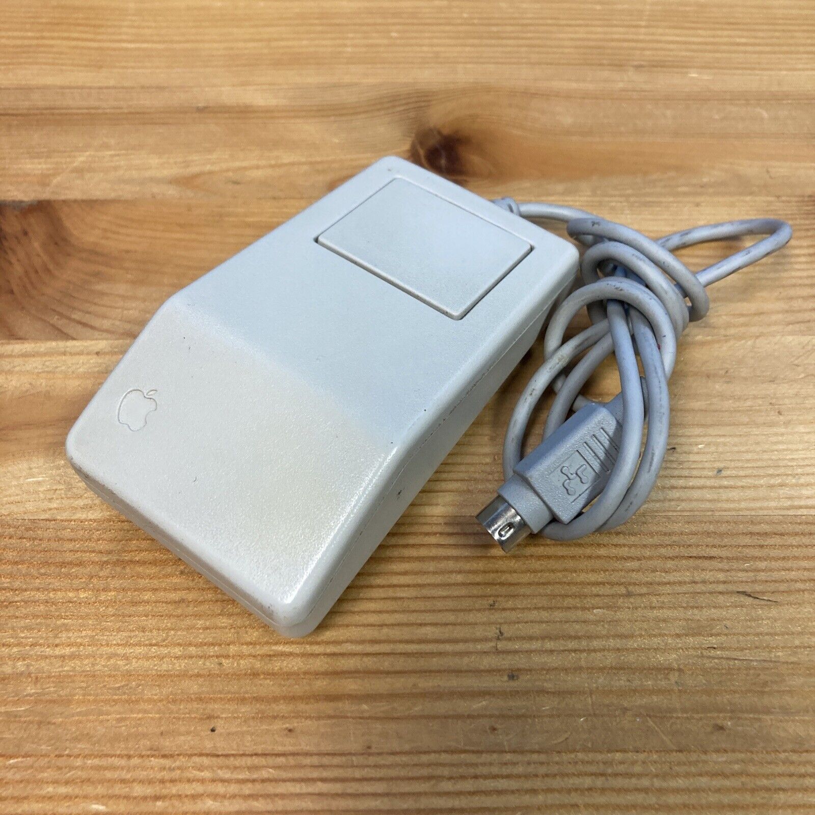 Vintage Apple Desktop Bus Mouse Beige G5431