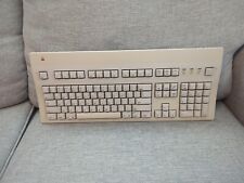 Vintage Apple Macintosh Extended Keyboard II M3501 White Alps Switches, No cord picture
