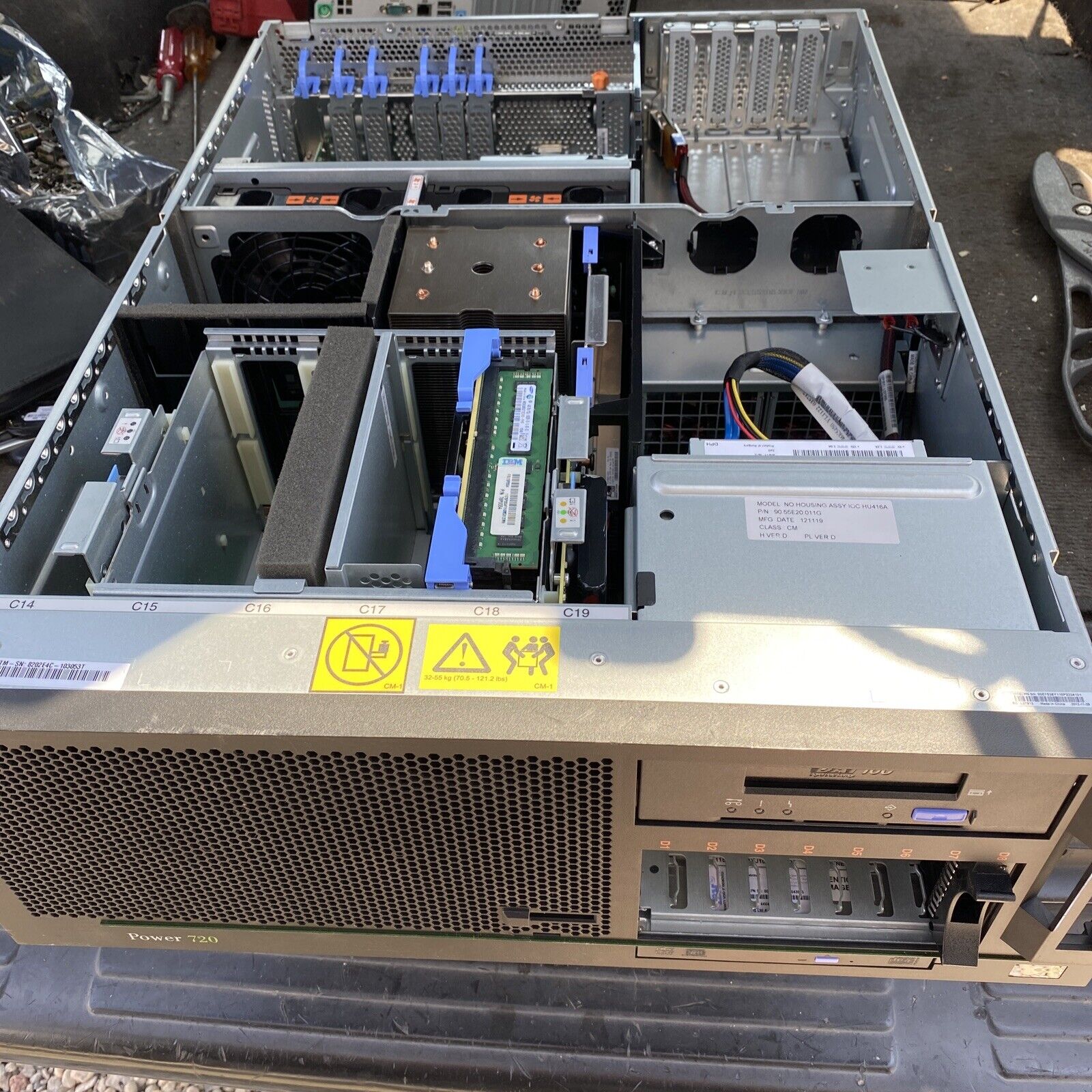 IBM Power 720 8202-E4C Power 7 6-Core 3.0GHz 8GB RAM 8SFF SAS Server *No HDD*