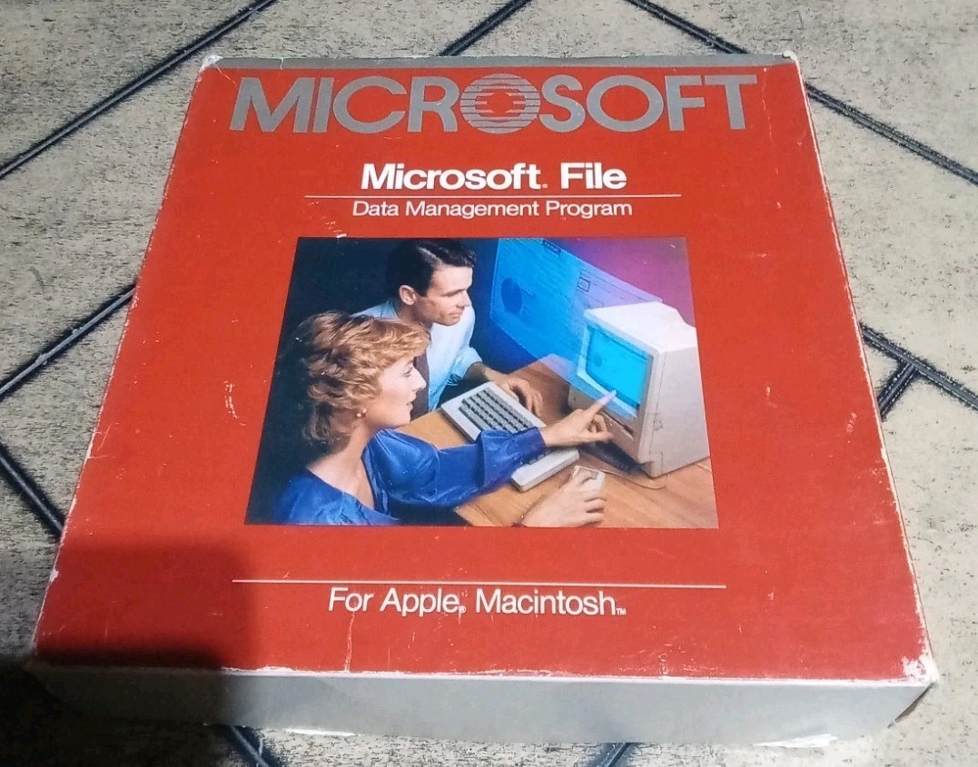 Vintage Macintosh 128k 512k Microsoft FILE Version 1.0 Data Management File