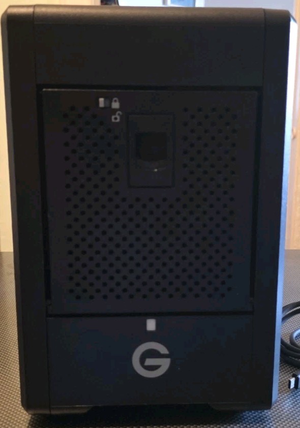 G-Technology 24TB (4x6TB) G-SPEED Shuttle 4-Bay RAID Thunderbolt 3