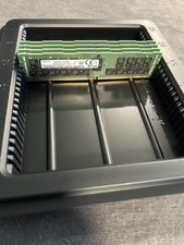 128 GB SAMSUNG (4X32GB) 2RX4 PC4-2666V DDR4 MEMORY picture