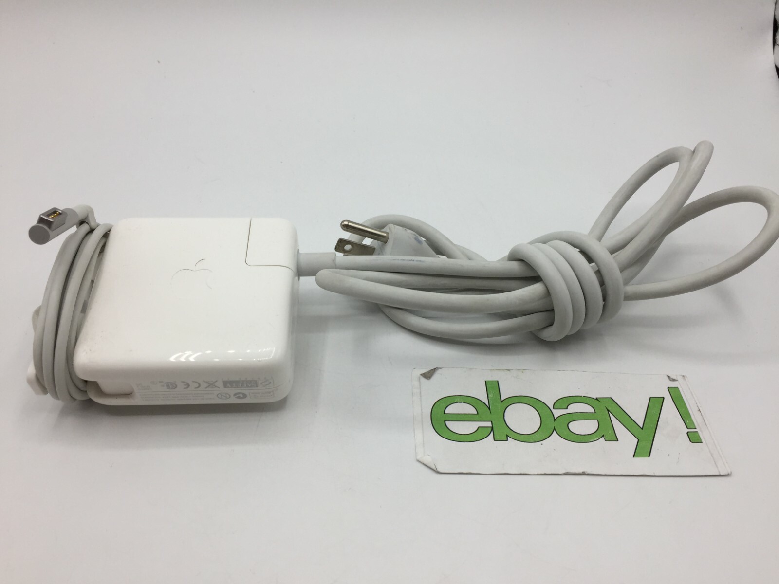 Genuine OEM Apple 60W MagSafe Power Adapter A1344 ~ FREE S/H Genuine OEM Apple 60W MagSafe Power Adapter A1344 ~ FREE S/H