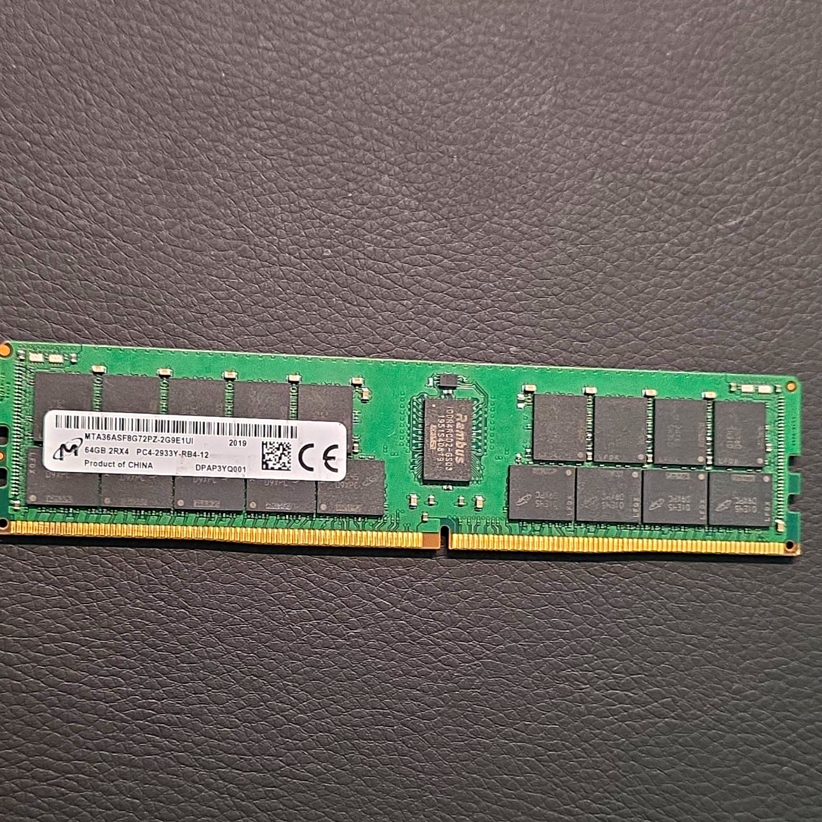 Micron 64GB DDR4 SDRAM PC4-2933Y 288-Pin DIMM RAM MTA36ASF8G72PZ-2G9E1UI