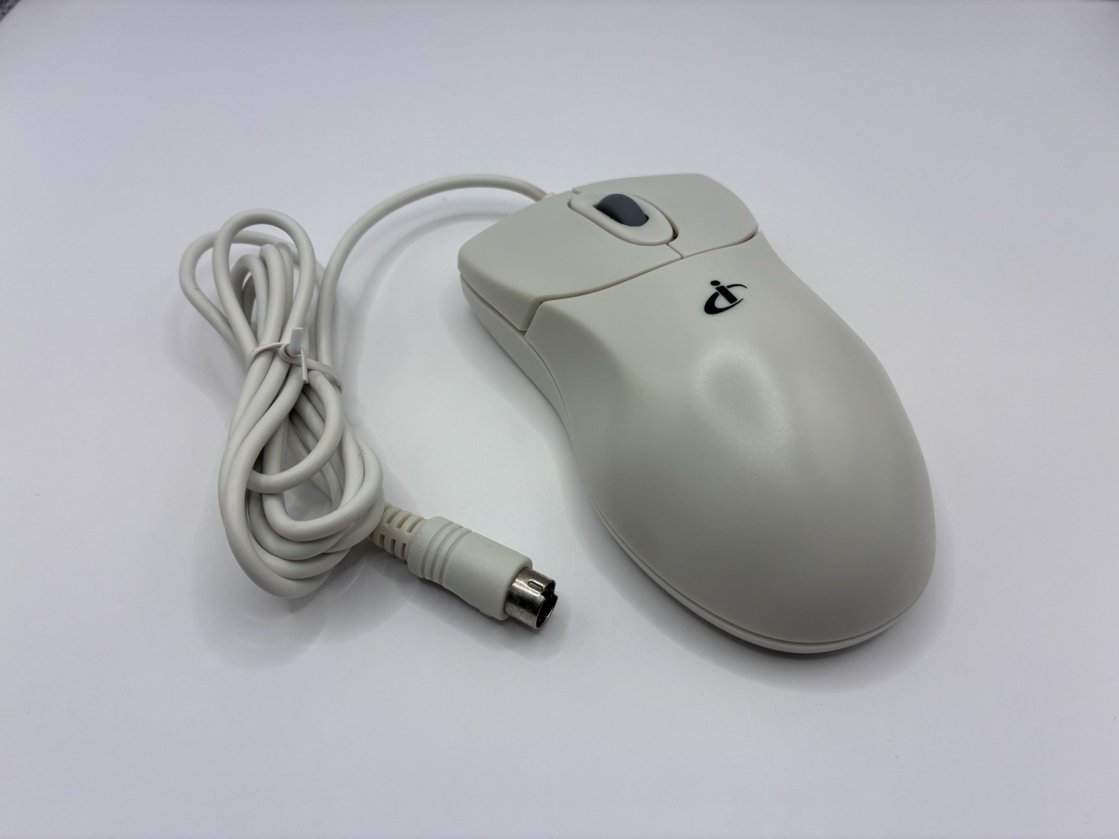 iConcepts 4D Scroll Mouse PS/2 Roller Ball SILVER Vintage EUC Retro Peripheral  