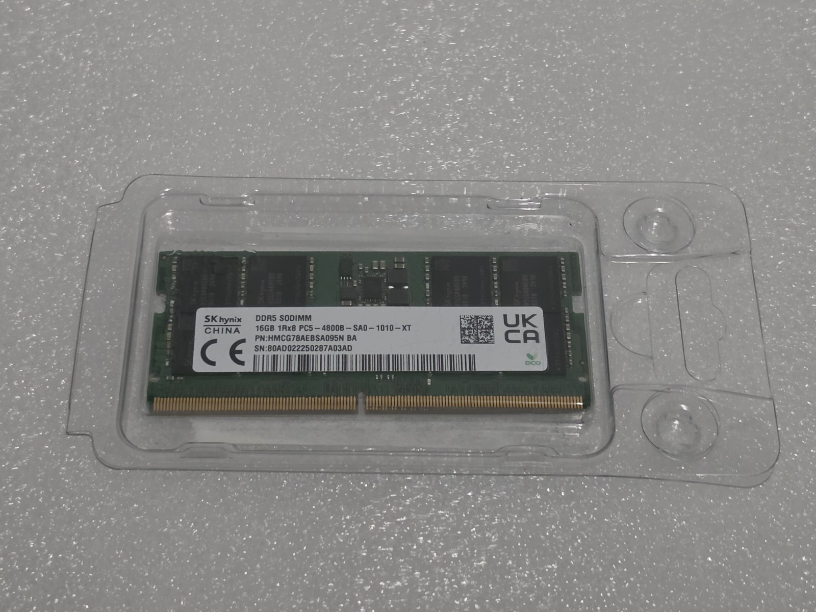 SKhynix 16GB 1Rx8 PC5-4800B-SA0-1010-XT Laptop Memory P/N: HMCG78MEBSA095N