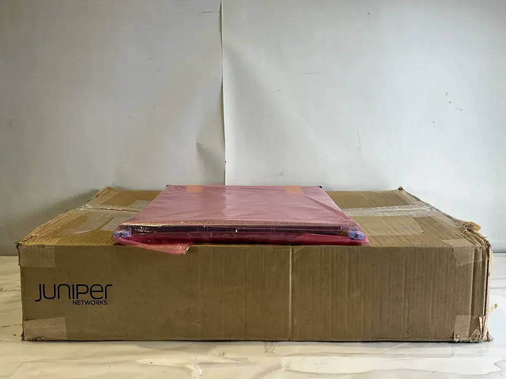 JUNIPER MPC10E-15C-MRATE MPC10E-15C-X MX MODULAR 15-PORT CONCENTRATOR 400G JUNIPER MPC10E-15C-MRATE MPC10E-15C-X MX MODULAR 15-PORT CONCENTRATOR 400G