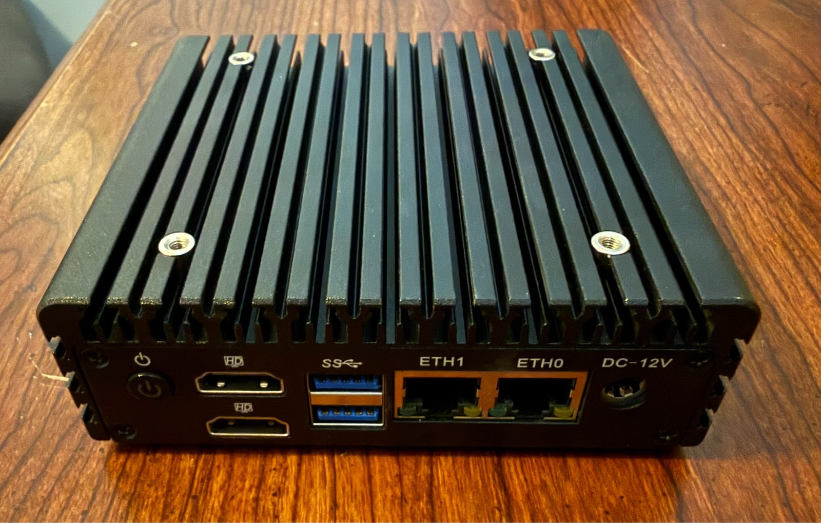 CWVK X86-P2 Fanless Firewall Mini PC J4125 16GB RAM Dual Intel i226-V 2.5GbE CWVK X86-P2 Fanless Firewall Mini PC J4125 16GB RAM Dual Intel i226-V 2.5GbE