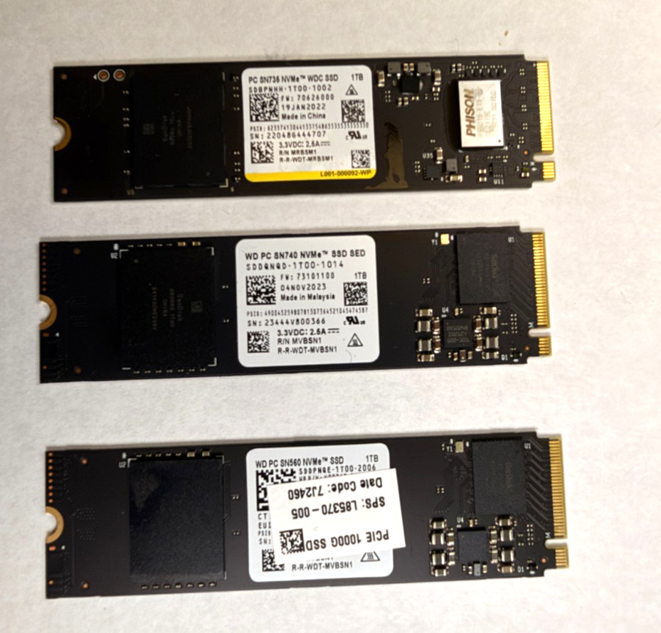 Lot of (3) 1TB NVME SSD M.2 Western Digital   Used