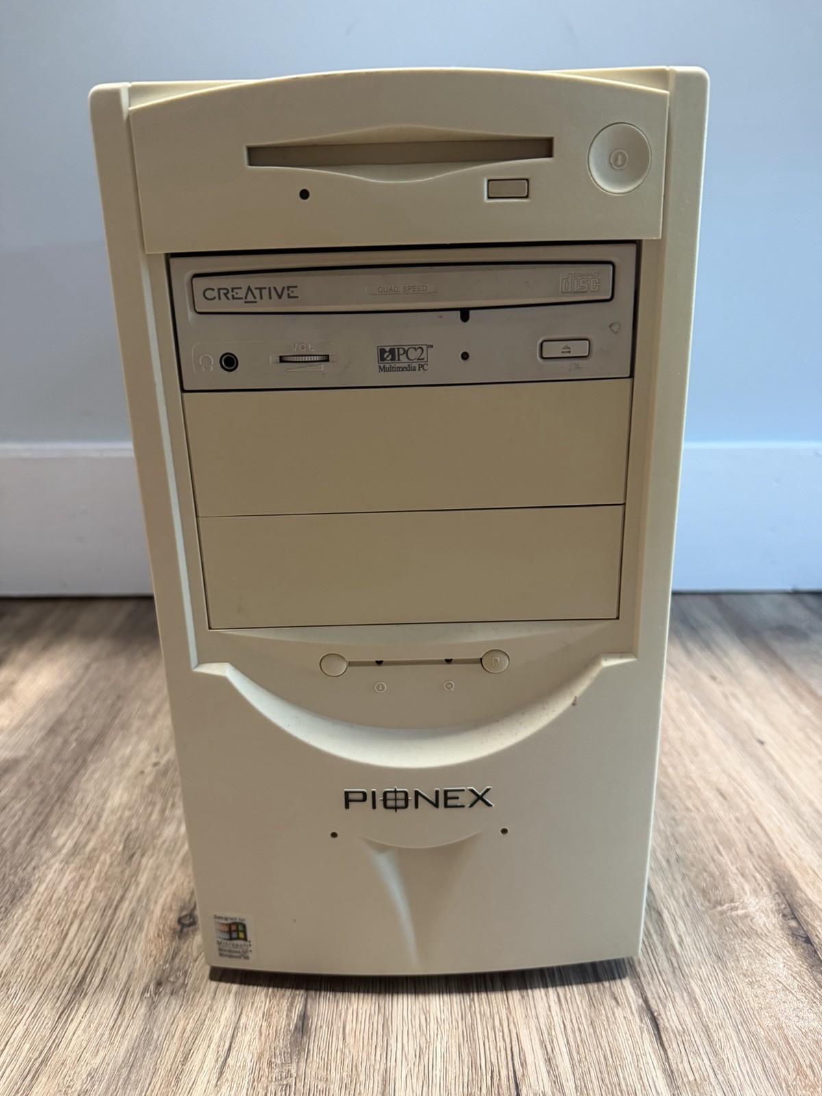 Vintage Pionex Pentium III 450MHz PC - Retro Windows 98 Gaming Rig - Slot 1 AGP Vintage Pionex Pentium III 450MHz PC - Retro Windows 98 Gaming Rig - Slot 1 AGP