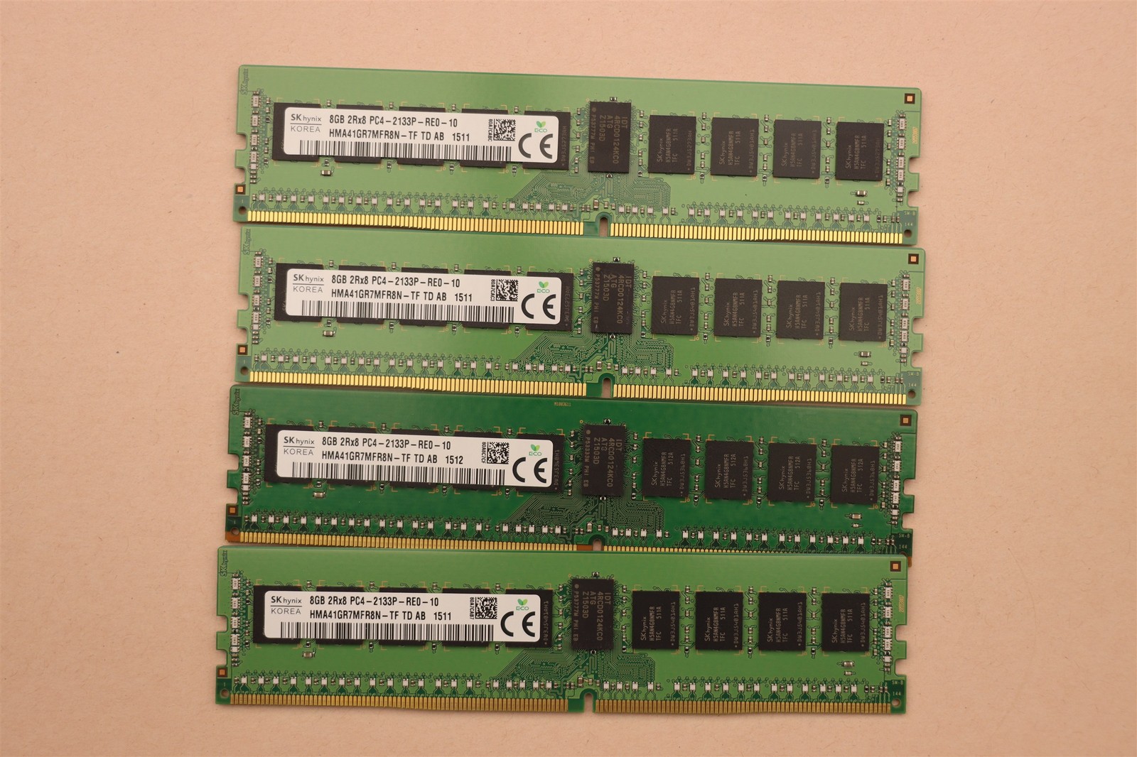 lOT OF 4 SKhynix 8GB (4 x 8GB =32GB) HMA41GR7MFR8N-TF 2R8 PC4-2133P DDR4 MEMORY