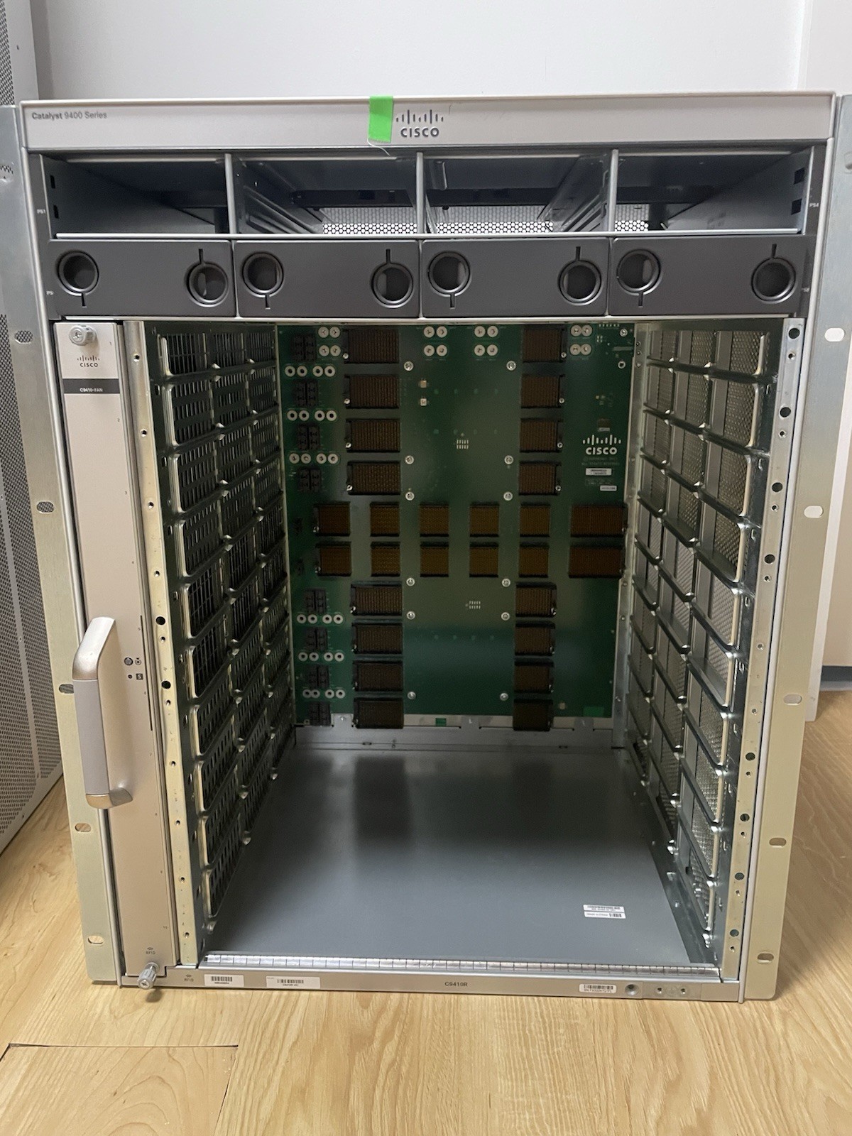 Cisco C9410R Catalyst 10-Slot 9400 Chassis w/ Fan Tray *TESTED* Cisco C9410R Catalyst 10-Slot 9400 Chassis w/ Fan Tray *TESTED*