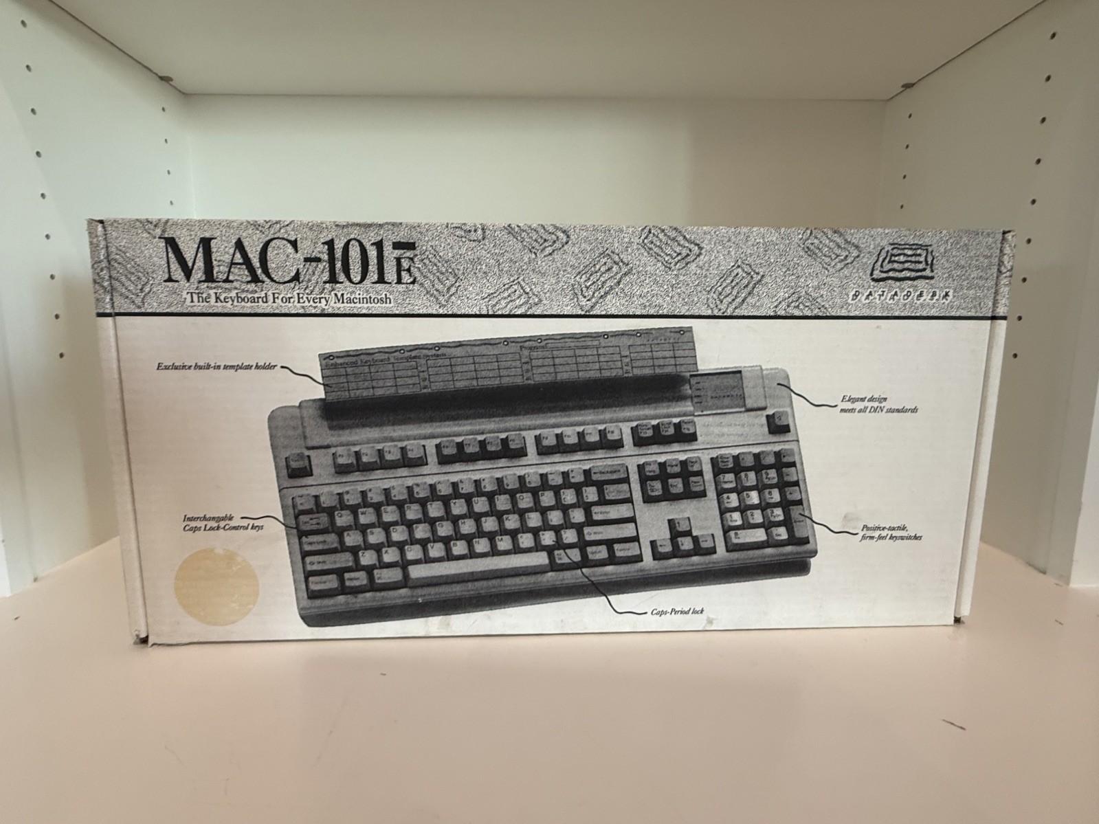 Vintage MAC Data Desk 101E Model 1069 Keyboard QWERTY Bundle with Box Vintage MAC Data Desk 101E Model 1069 Keyboard QWERTY Bundle with Box