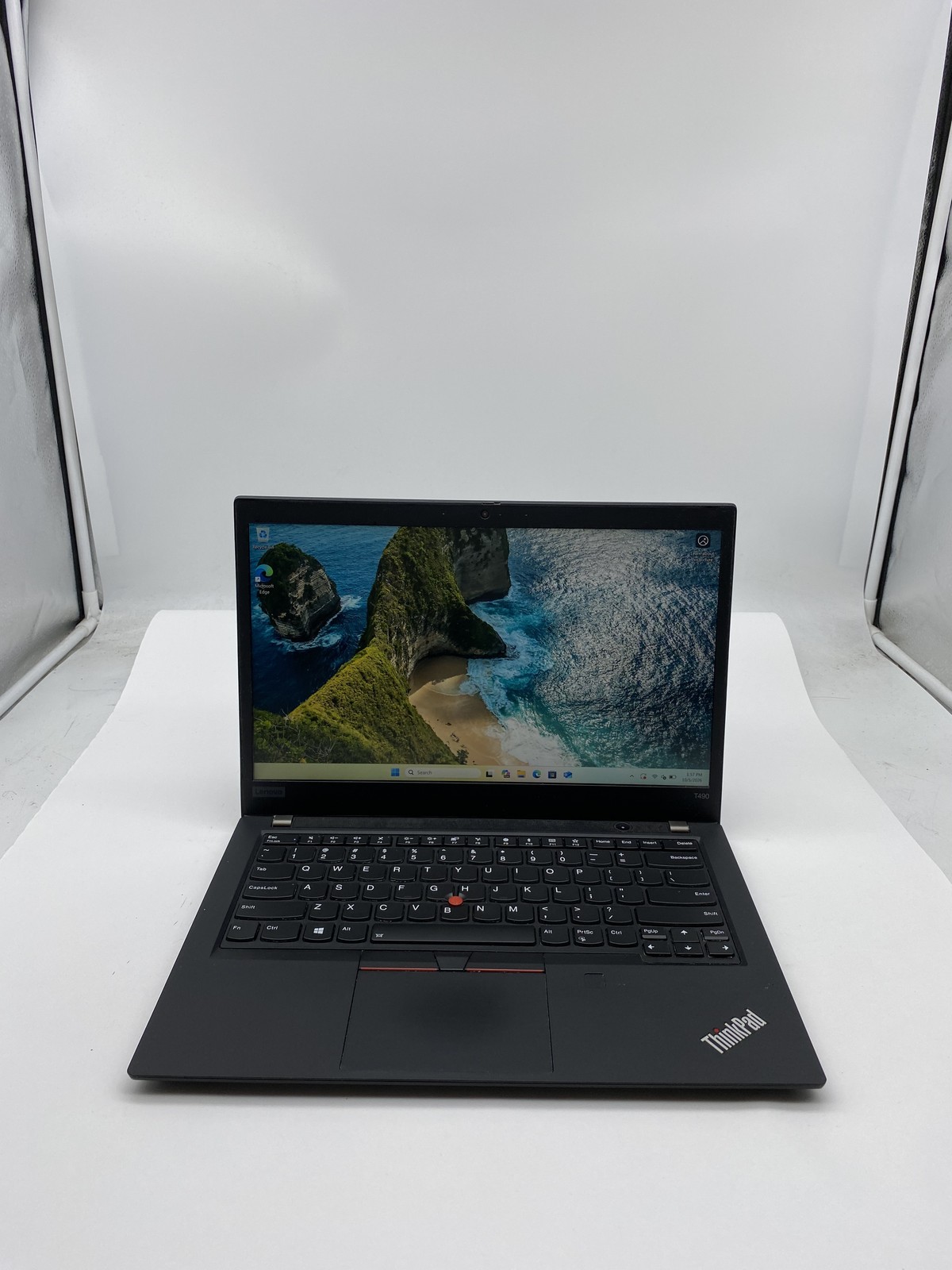 Lenovo ThinkPad T490 Intel Core i5 8365U 16GB RAM 256GB SSD Touch Windows 11 Pro