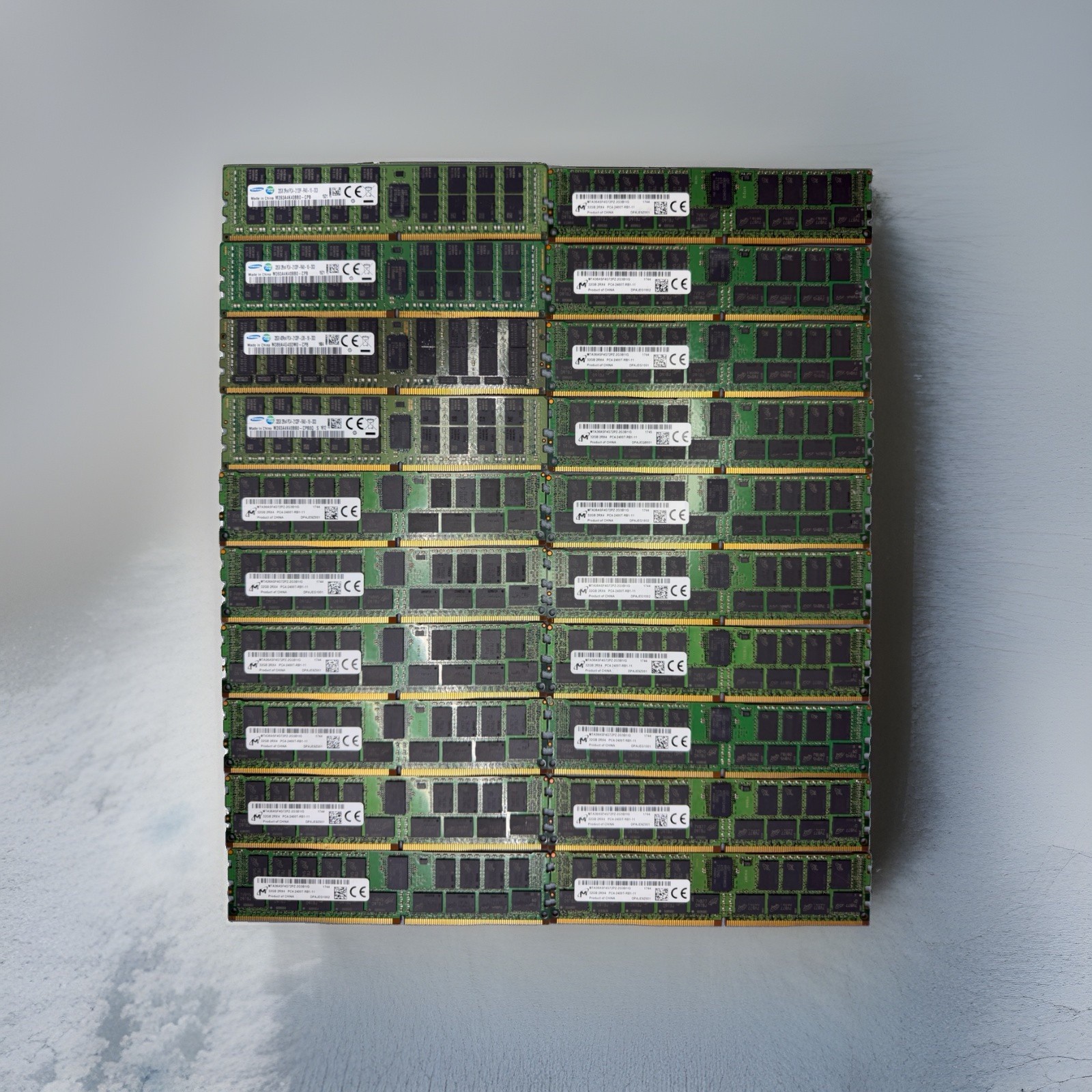 Lot of 20 32GB DDR4 ECC RDIMM Server RAM PC4-2133P / PC4-2400T 640GB