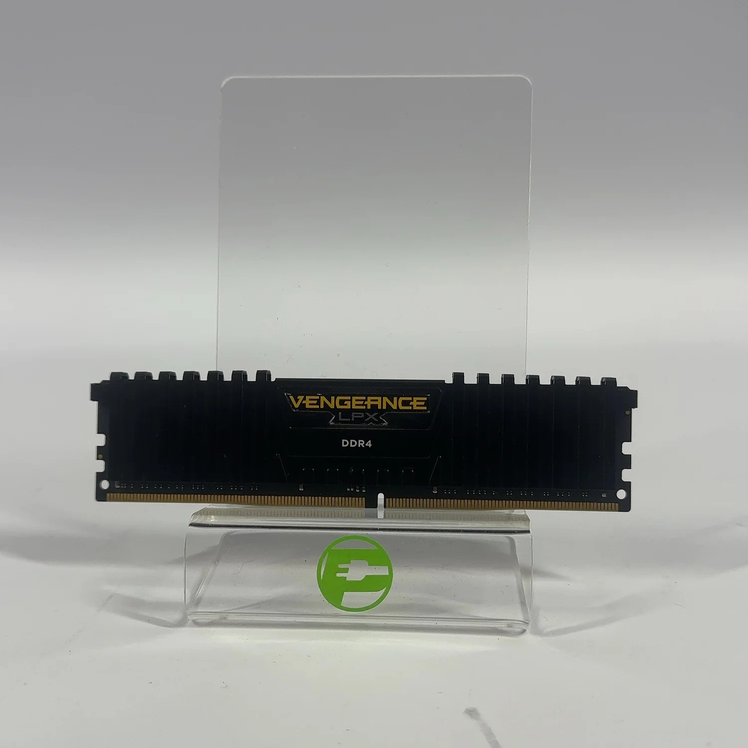Corsair Vengeance LPX 16GB (1x16GB) RAM DDR4 2400MHz CMK32GX4M2E3200C16 Corsair Vengeance LPX 16GB (1x16GB) RAM DDR4 2400MHz CMK32GX4M2E3200C16
