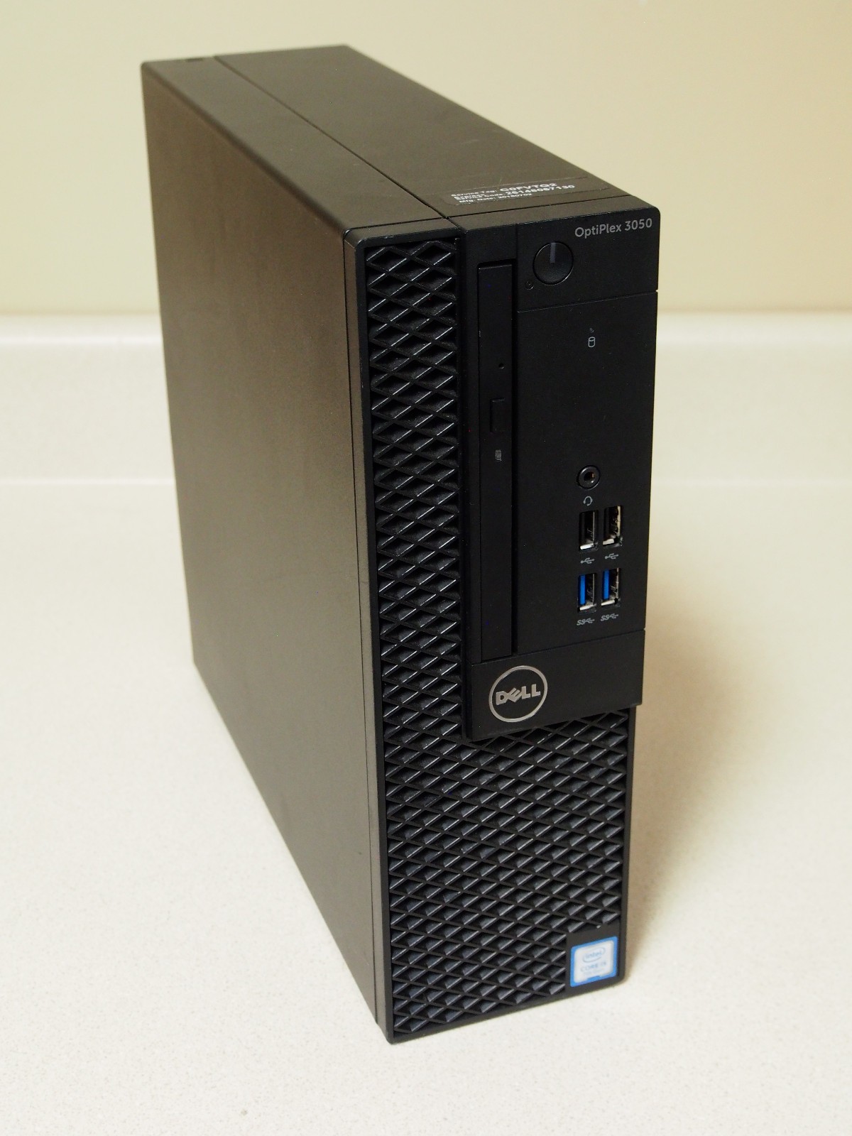 Dell OptiPlex 3050 (256 GB SSD, Intel Core i5 7th gen, 8 GB RAM) Working