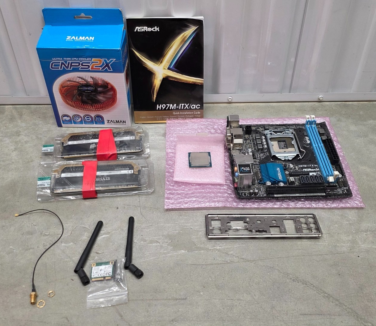 ASRock H97M-ITX/ac i5-4670K 16GB DDR3 WiFi CNPS2X Mini-ITX Bundle ASRock H97M-ITX/ac i5-4670K 16GB DDR3 WiFi CNPS2X Mini-ITX Bundle