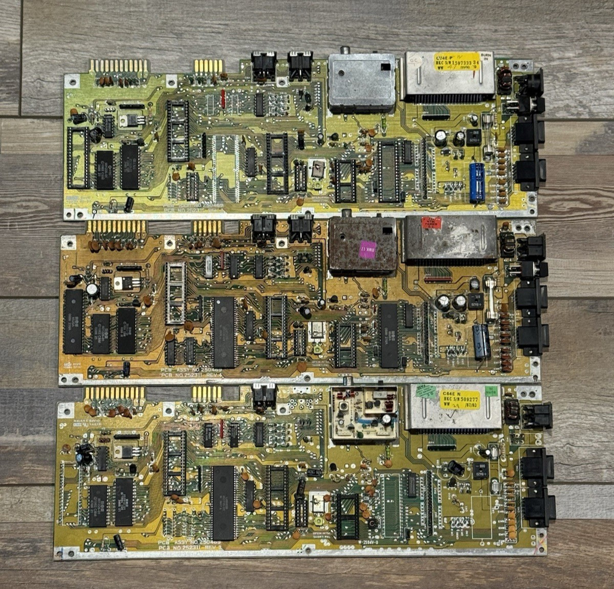 Lot of 3 Commodore 64C motherboards for parts or repair