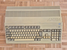 ✅ Case + Keyboard Commodore Amiga ⭐ Good Condition ⭐ No Motherboard ⚡️ picture