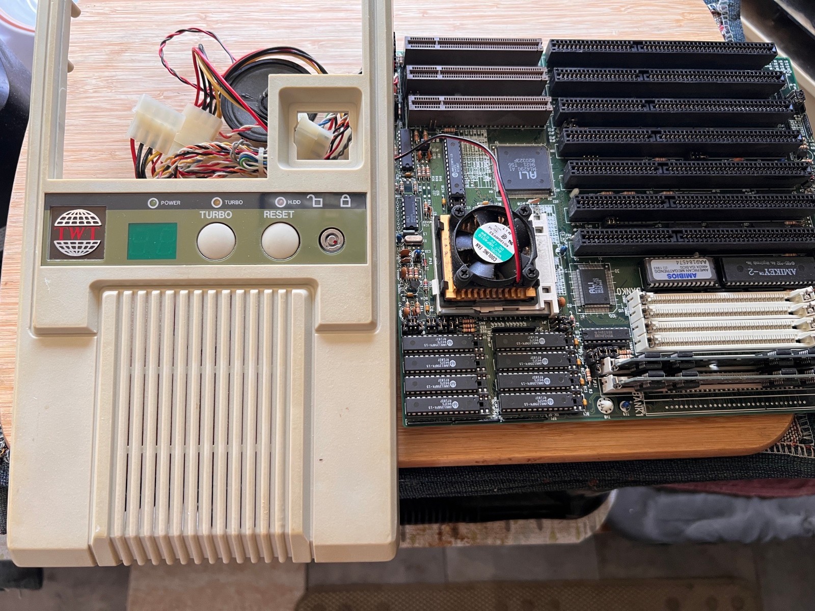 Vintage ECS AL486 Baby AT Motherboard Socket 3 Intel i486 + Front Bezel Vintage ECS AL486 Baby AT Motherboard Socket 3 Intel i486 + Front Bezel
