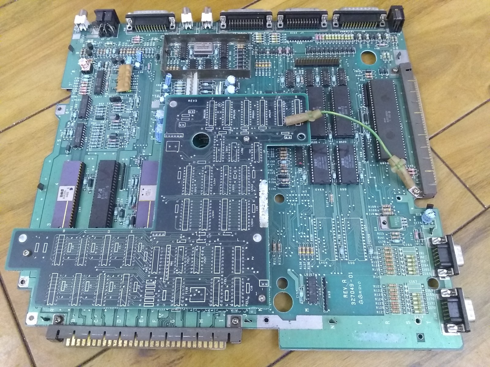 Amiga 1000 Motherboard W/ Daphne Chip, Commodore A1000 (As-Is) Amiga 1000 Motherboard W/ Daphne Chip, Commodore A1000 (As-Is)