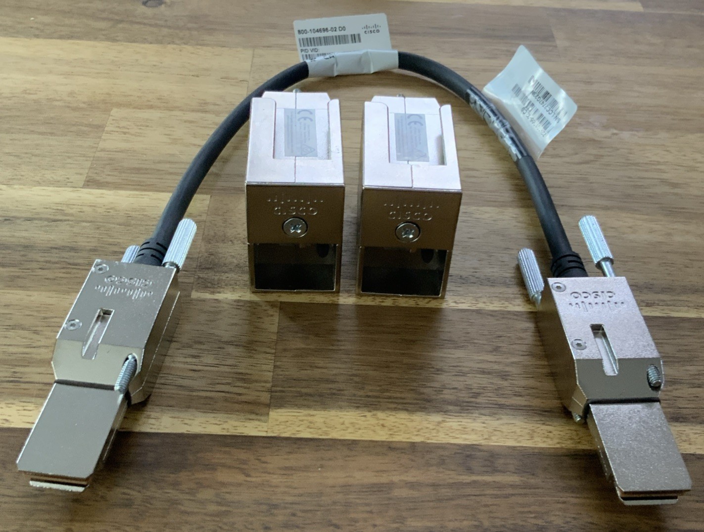Cisco C9200-STACK-KIT Catalyst 9200-9200L STACK MOD COMPLETE SET (FD) Cisco C9200-STACK-KIT Catalyst 9200-9200L STACK MOD COMPLETE SET (FD)