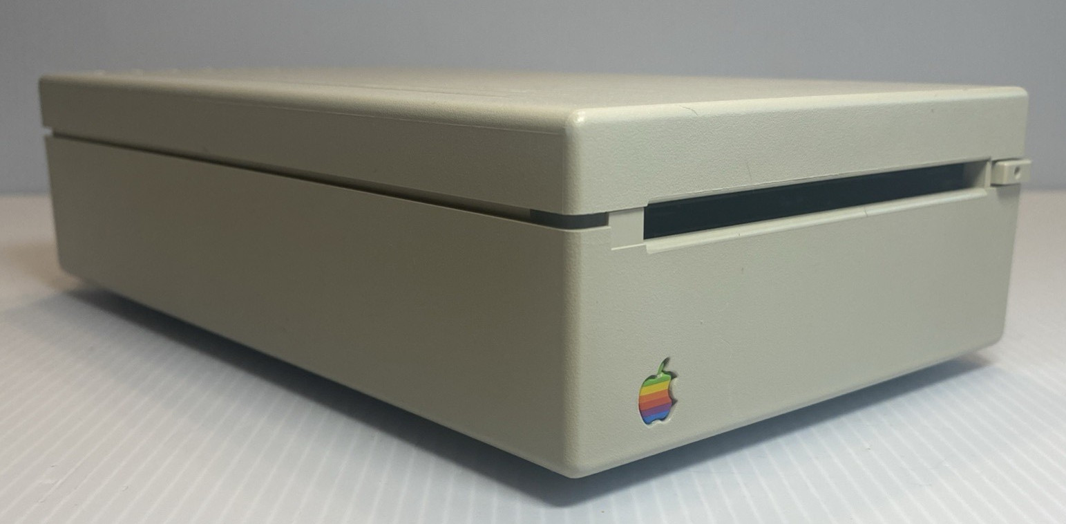 VINTAGE Apple 3.5 Drive External 3½