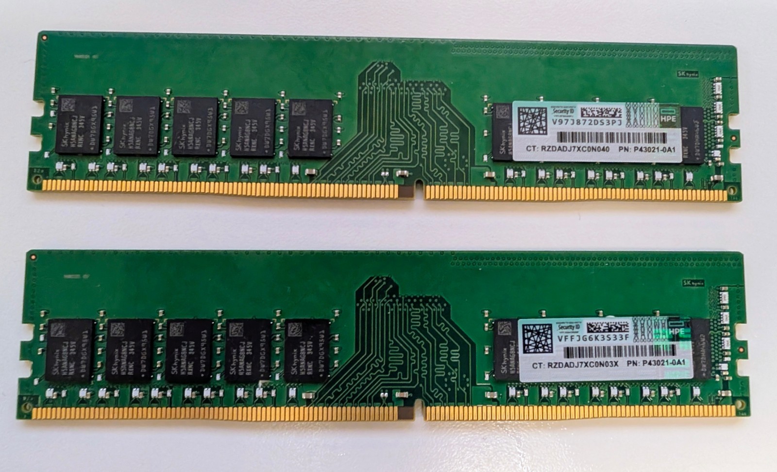 SK Hynix 32GB (2x16GB) DDR4-3200MHz ECC UDIMM RAM PC4-3200AA KIT SK Hynix 32GB (2x16GB) DDR4-3200MHz ECC UDIMM RAM PC4-3200AA KIT