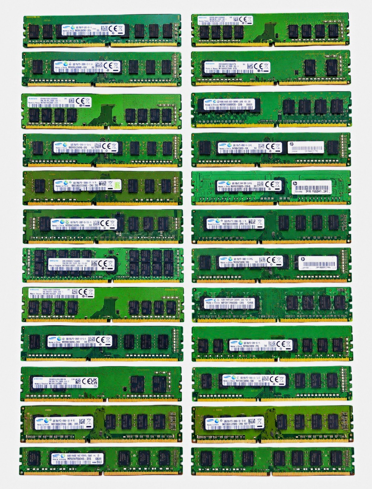 Samsung 64GB (16x4GB) DDR3 DIMM PC3-12800U 240-Pin Non-ECC M378B5173EB0