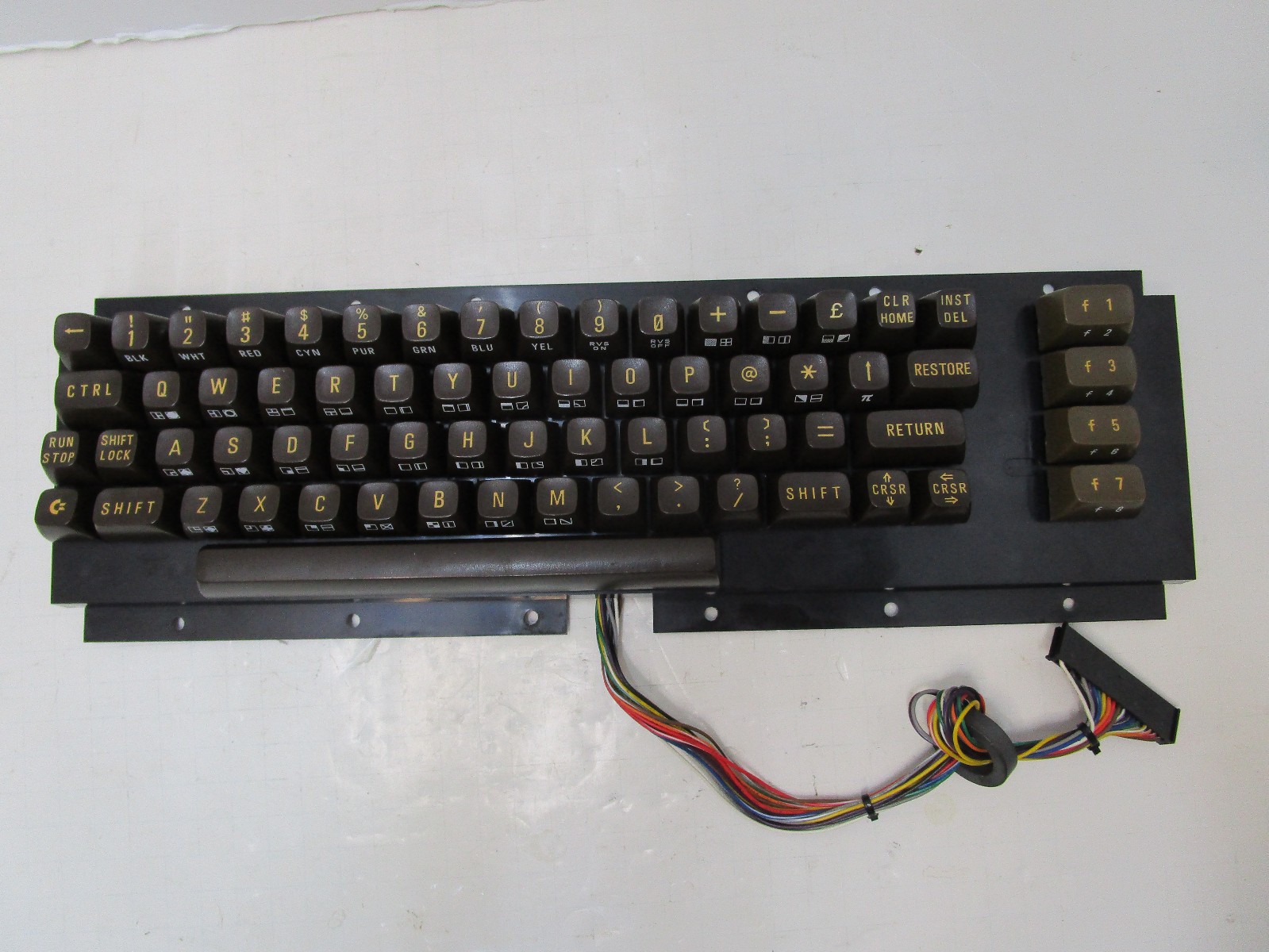 COMMODORE 64 KEYBOARD FOR VIC-20 C64 64C 128 TESTED AND WORKING L#X48 ⌨️⚡ COMMODORE 64 KEYBOARD FOR VIC-20 C64 64C 128 TESTED AND WORKING L#X48 ⌨️⚡