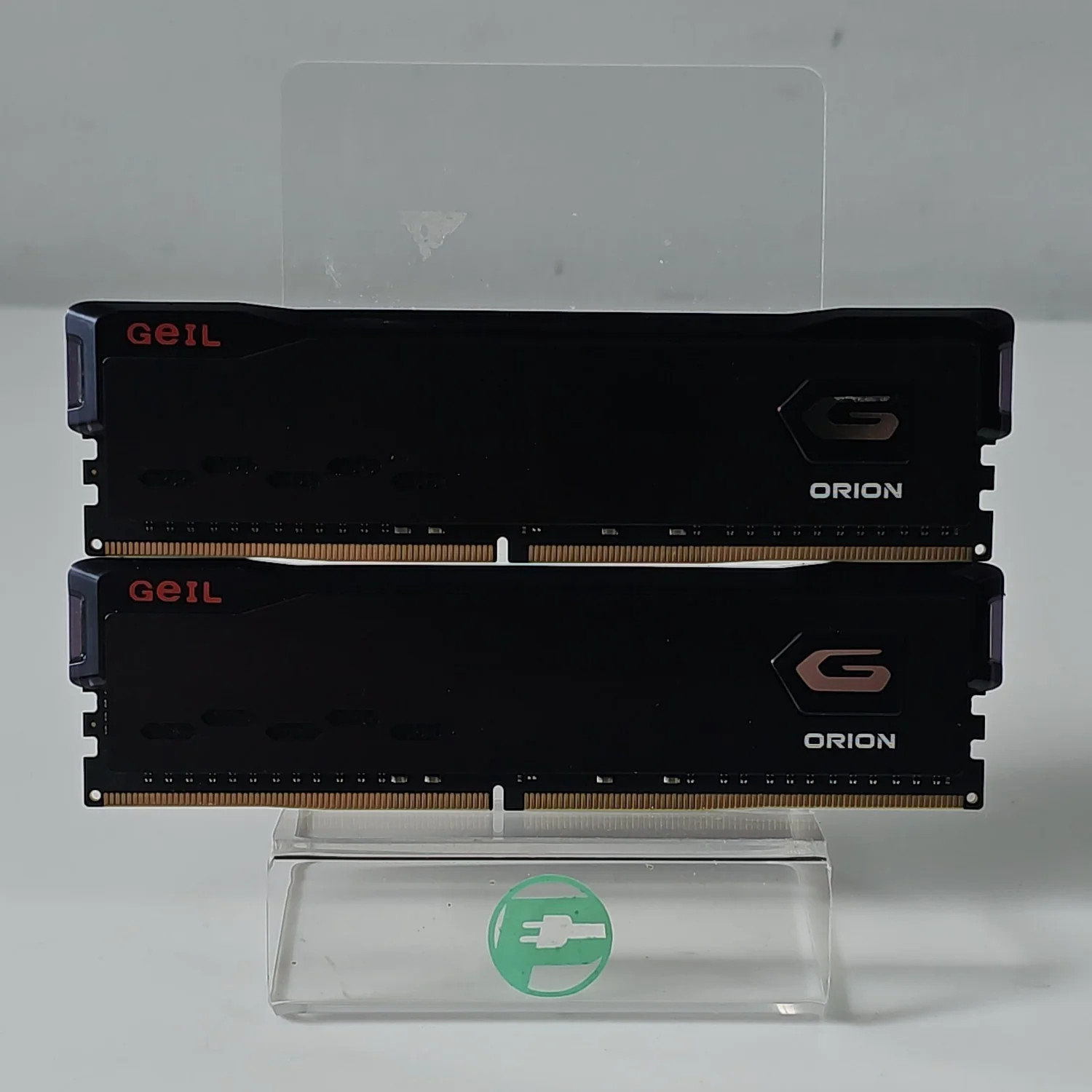 GeIL Orion 32GB (2x16GB) RAM DDR4 3200MHz GAOG432GB3200C18ADC GeIL Orion 32GB (2x16GB) RAM DDR4 3200MHz GAOG432GB3200C18ADC