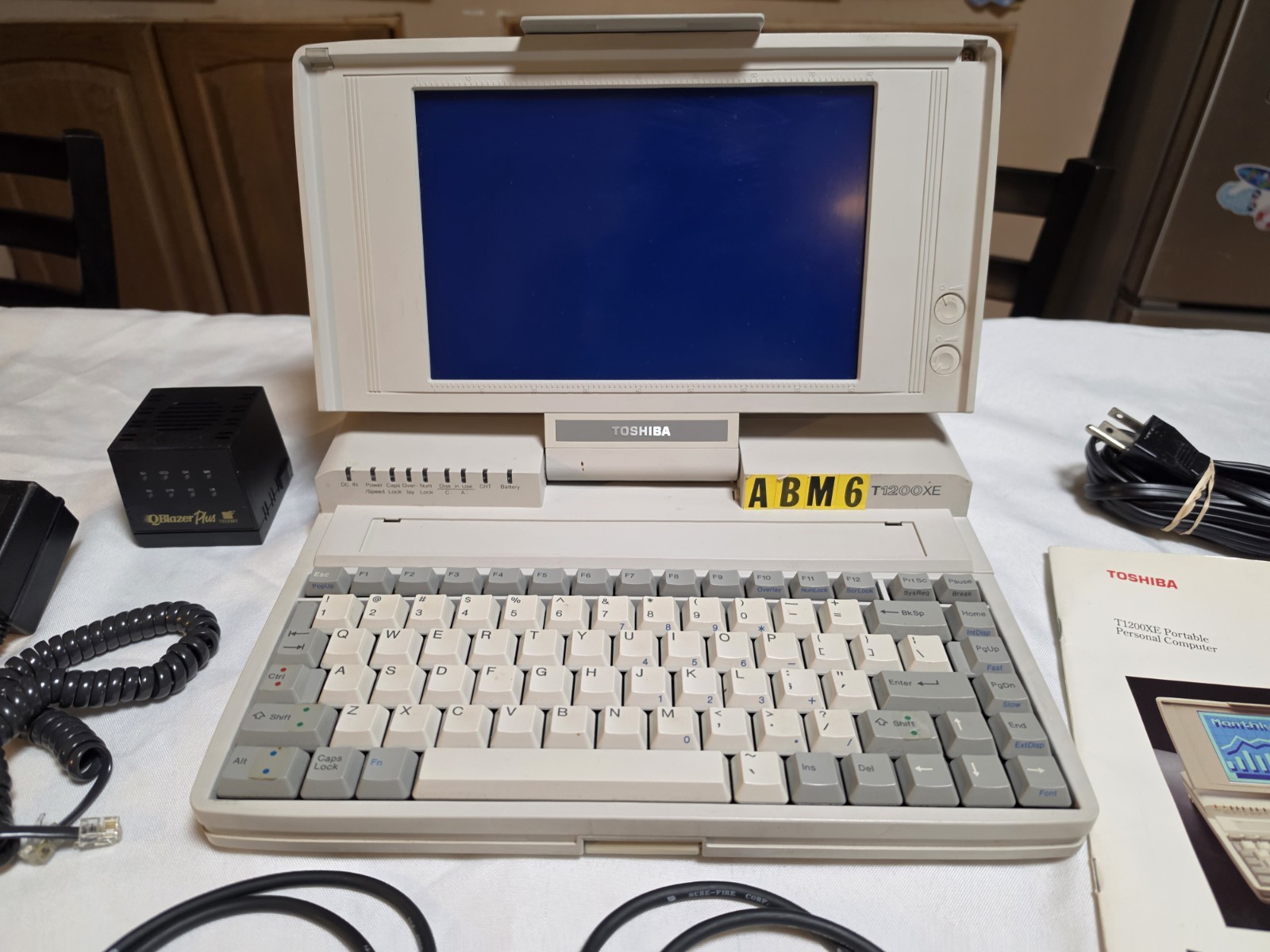 Vintage Toshiba T1200XE Laptop See Photos AS IS Untested - Parts Vintage Toshiba T1200XE Laptop See Photos AS IS Untested - Parts