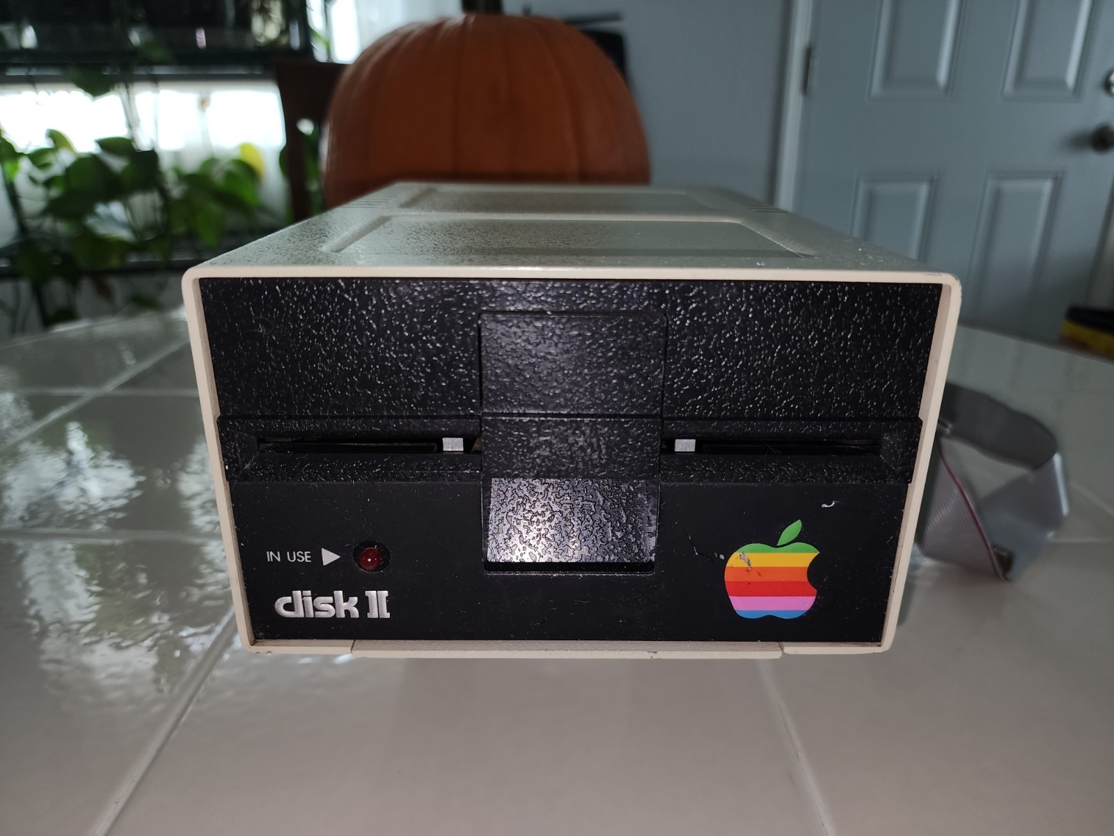 Vintage Apple Disc II 5.25” Floppy Drive A2M0003 UNTESTED Vintage Apple Disc II 5.25” Floppy Drive A2M0003 UNTESTED