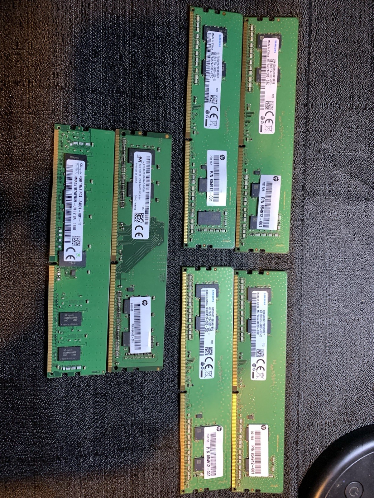 Samsung & Sk Hynix/Micron 8GB (2x4GB) DDR4 288-Pin UDIMM PC4-2400T-Sold in Pairs Samsung & Sk Hynix/Micron 8GB (2x4GB) DDR4 288-Pin UDIMM PC4-2400T-Sold in Pairs