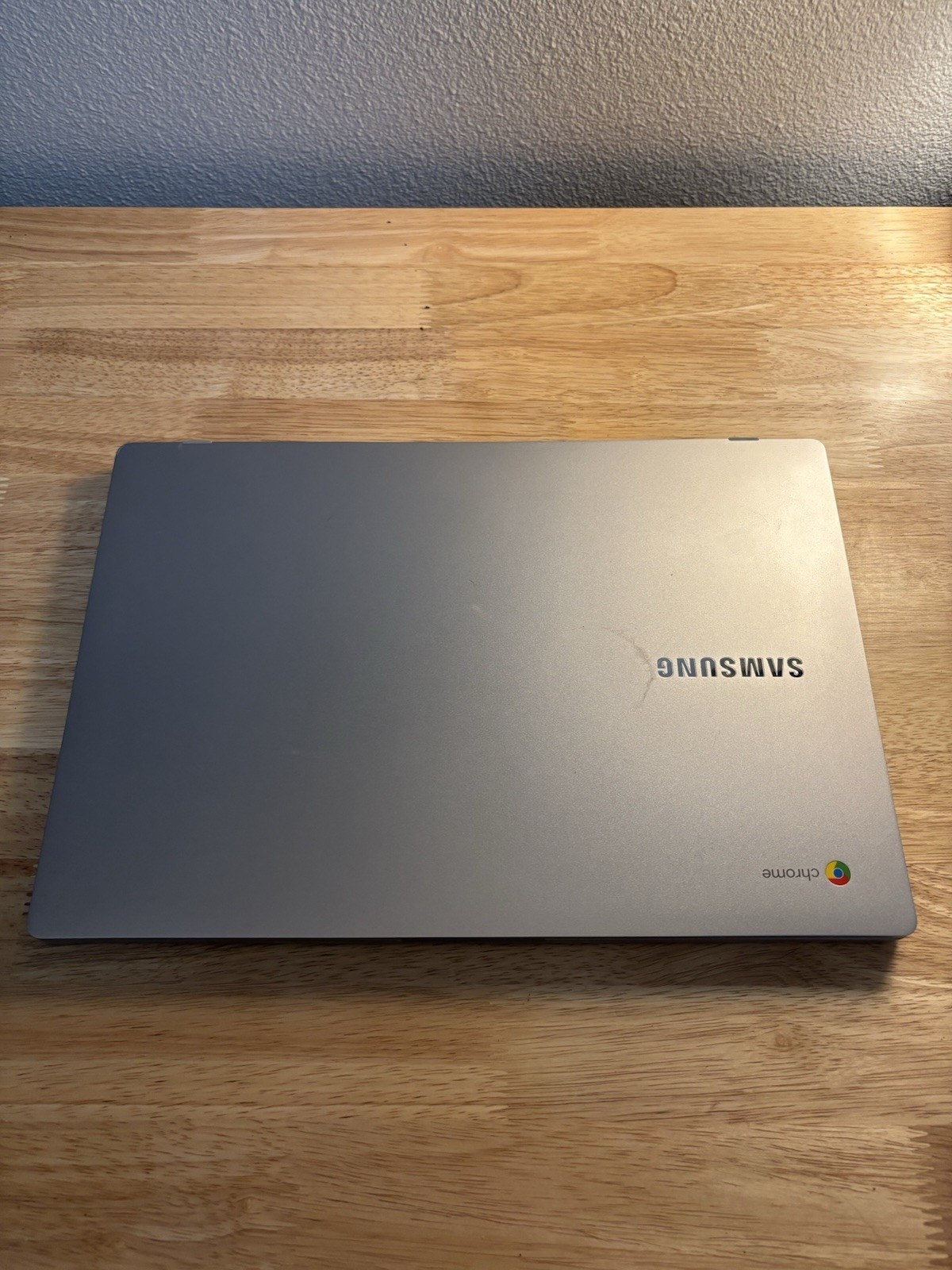 Samsung Galaxy Chromebook 14 in Intel Celeron 4GB RAM 32GB Silver Samsung Galaxy Chromebook 14 in Intel Celeron 4GB RAM 32GB Silver