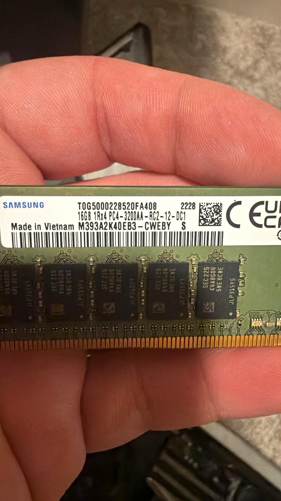 Samsung 64gb DDR4 ECC 288-Pin DIMM PC4-3200AA M393A2K40EB3-CWEBY