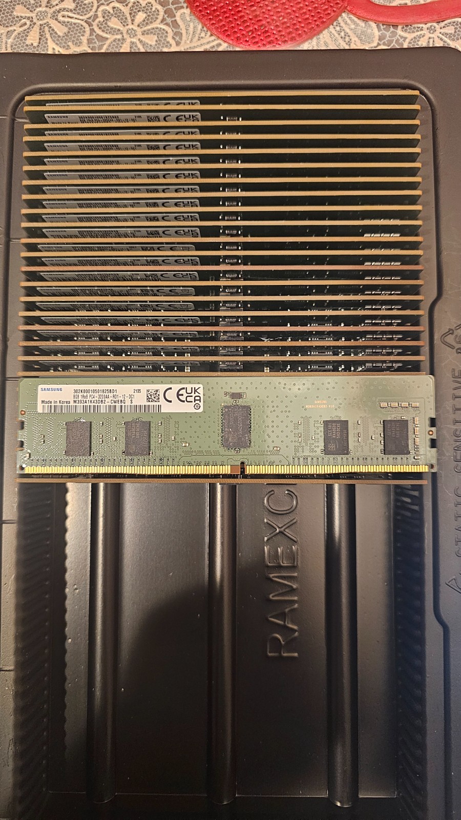 [ LOT OF 10 ] Samsung 8GB 1RX8 PC4-3200AA RDIMM DDR4 ECC-25600 Server Memory RAM